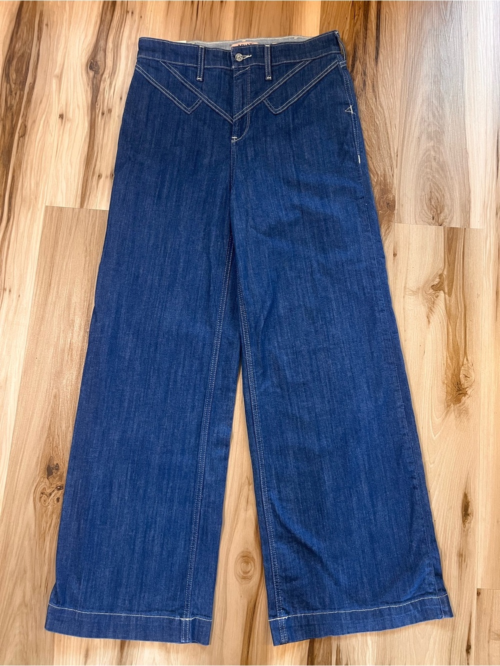 NEW Ariat Women’s 32R Large L Ultra High Rise Westie Yoke Wide Leg Jeans Denim